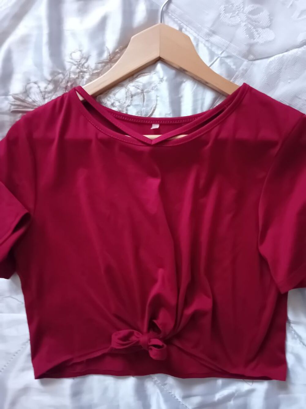 HAUT FEMME COURT TAILLE M SHEIN Vtements