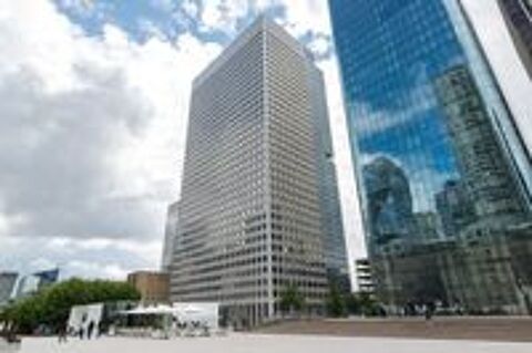   Réservez un espace de bureau ouvert pour les entreprises de toutes tailles à Paris La Defense Tour Ariane  