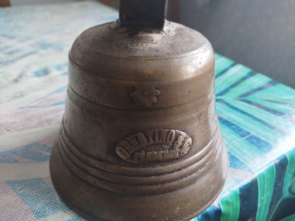 Cloche en bronze de la fonderie Morteau 