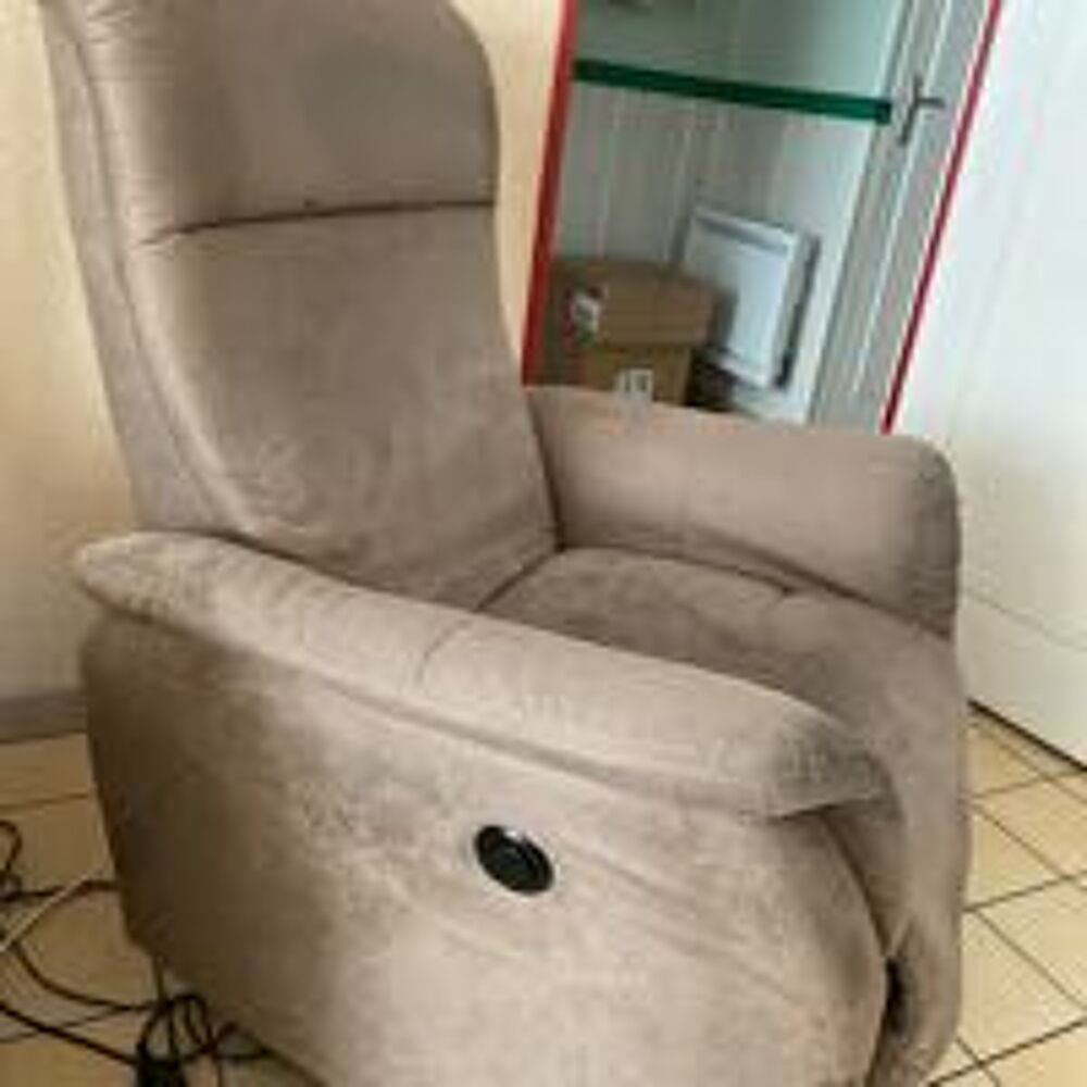 vendre fauteuil. Meubles