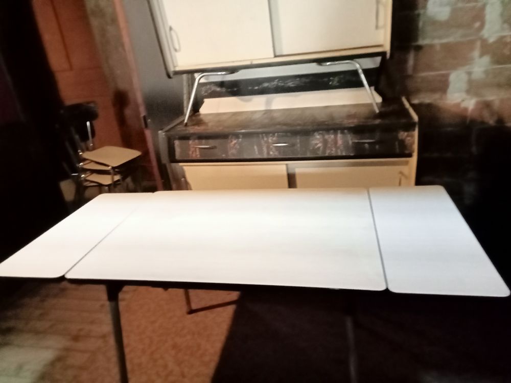 Cuisine en formica Meubles