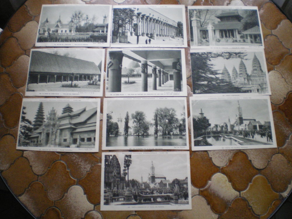 Cartes postales de l'Exposition Coloniale de 1931. 