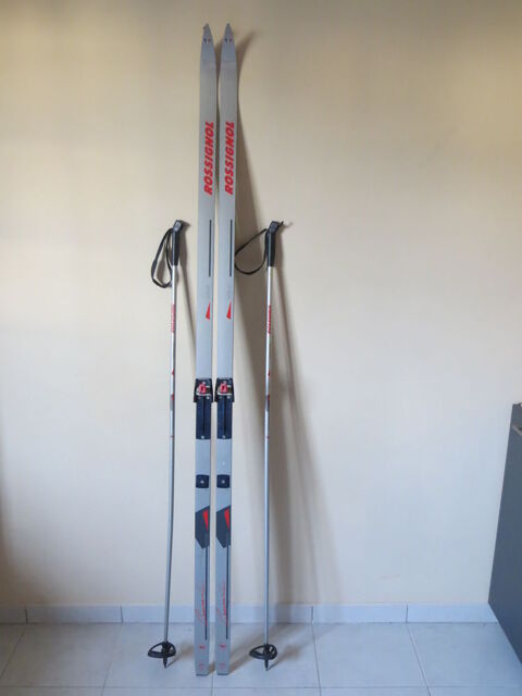  
Vends skis de fond  ROSSIGNOL de 2,05 m . 80 Joigny (89)
