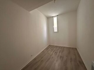  Appartement à louer 3 pièces 54 m²