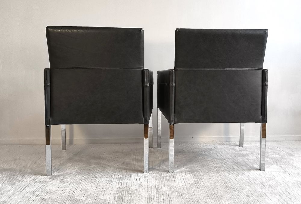 Superbe paire de fauteuils KFF " Texas " en cuir noir Meubles