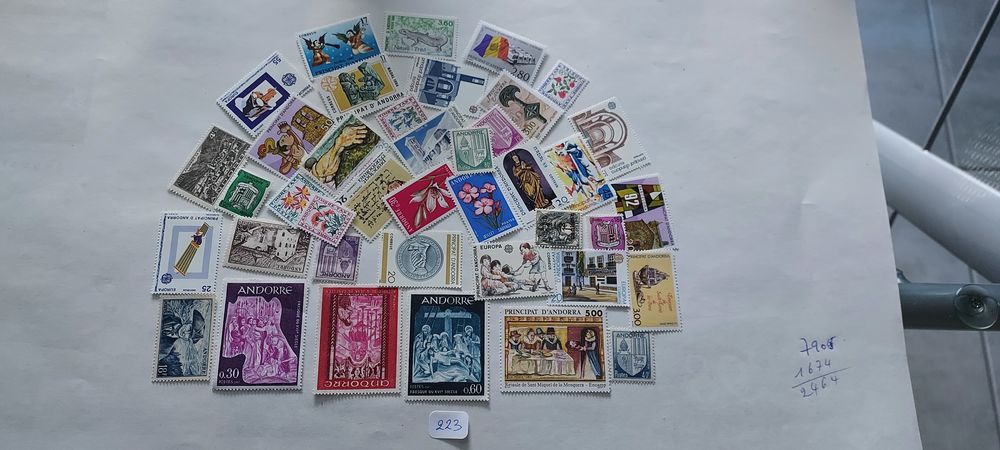 lot timbres Andorre neufs 