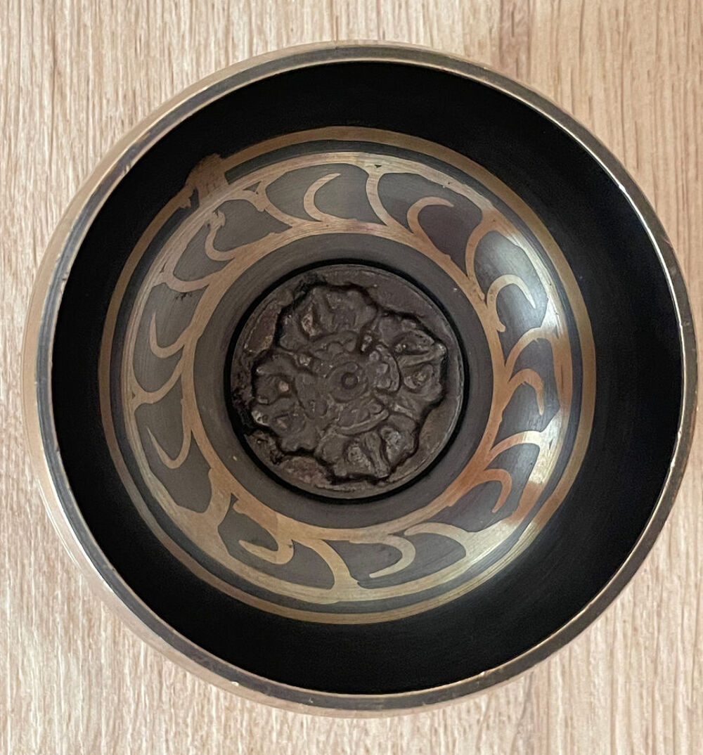 Bol chantant tib&eacute;tain en bronze, NEUF jamais utilis&eacute; Instruments de musique