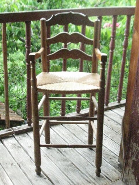 Chaise haute ancienne Saurat (09)