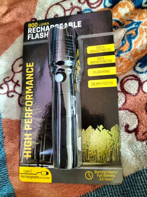 Lampe rechargeable flashlight 800 lumen neuf 14 Cachan (94)