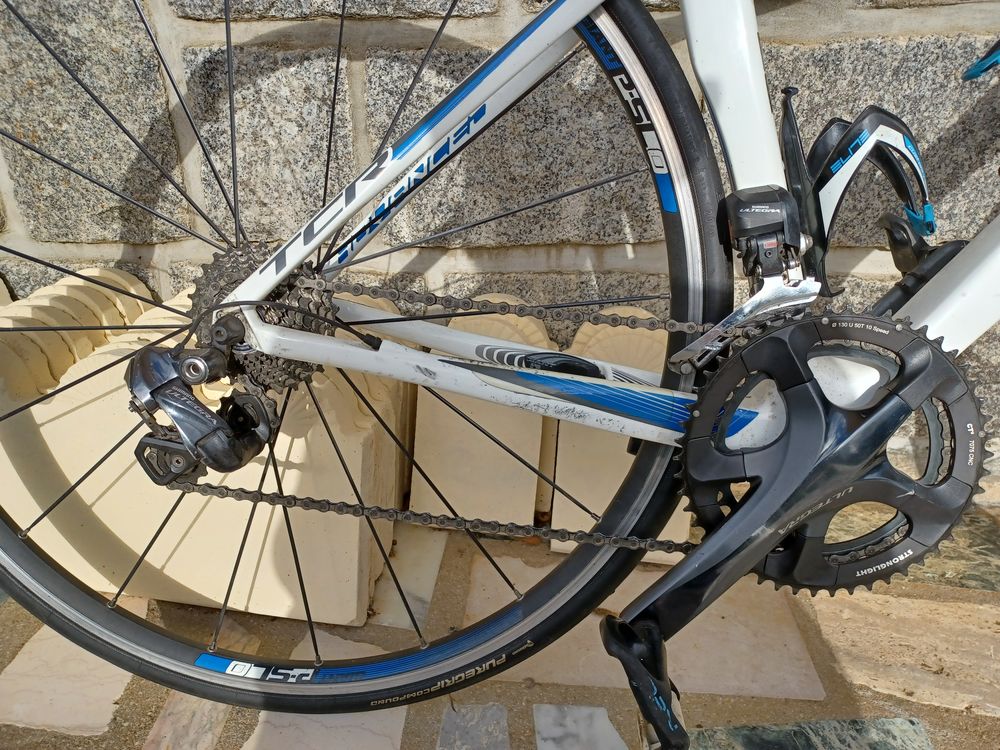  V&eacute;lo route GIANT tout carbone V�los