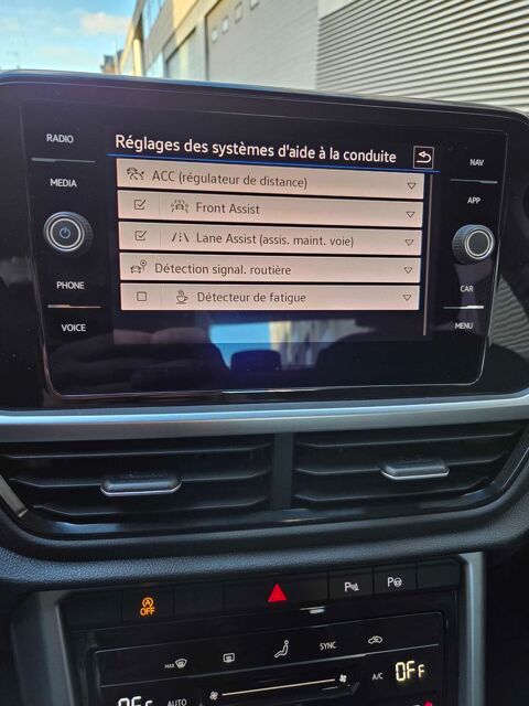 Volkswagen T-ROC T-Roc 2.0 TDI 116 Start/Stop BVM6 Life Plus 2023 occasion Alfortville 94140