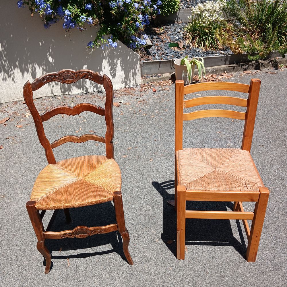 CHAISES Meubles
