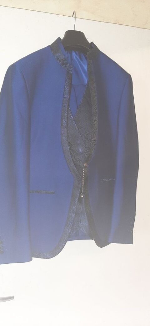 COSTUME 40 Drancy (93)