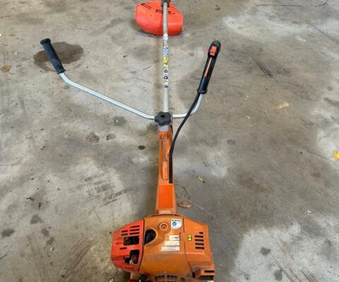 D�broussailleuse Echo SRM 420 ES  � lame Saint-Nazaire-de-P�zan (34)