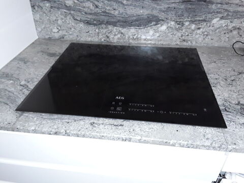 Plaque induction AEG IKE63471FB  450 La Bouilladisse (13)