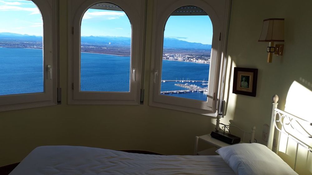   Appt climatisé dans villa avec piscine, vue mer panoramique Espagne, Costa Brava Roses