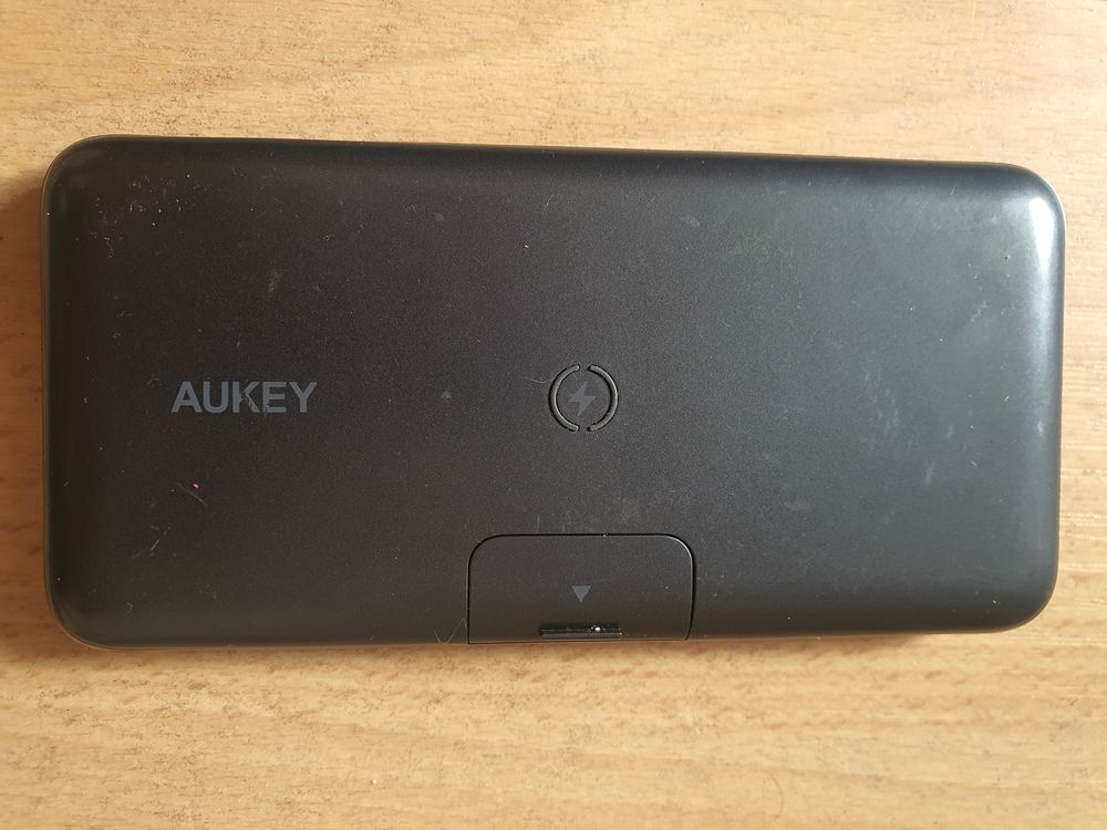 Batterie externe charge rapide sans fil 10 000 mah Aukey Téléphones et tablettes