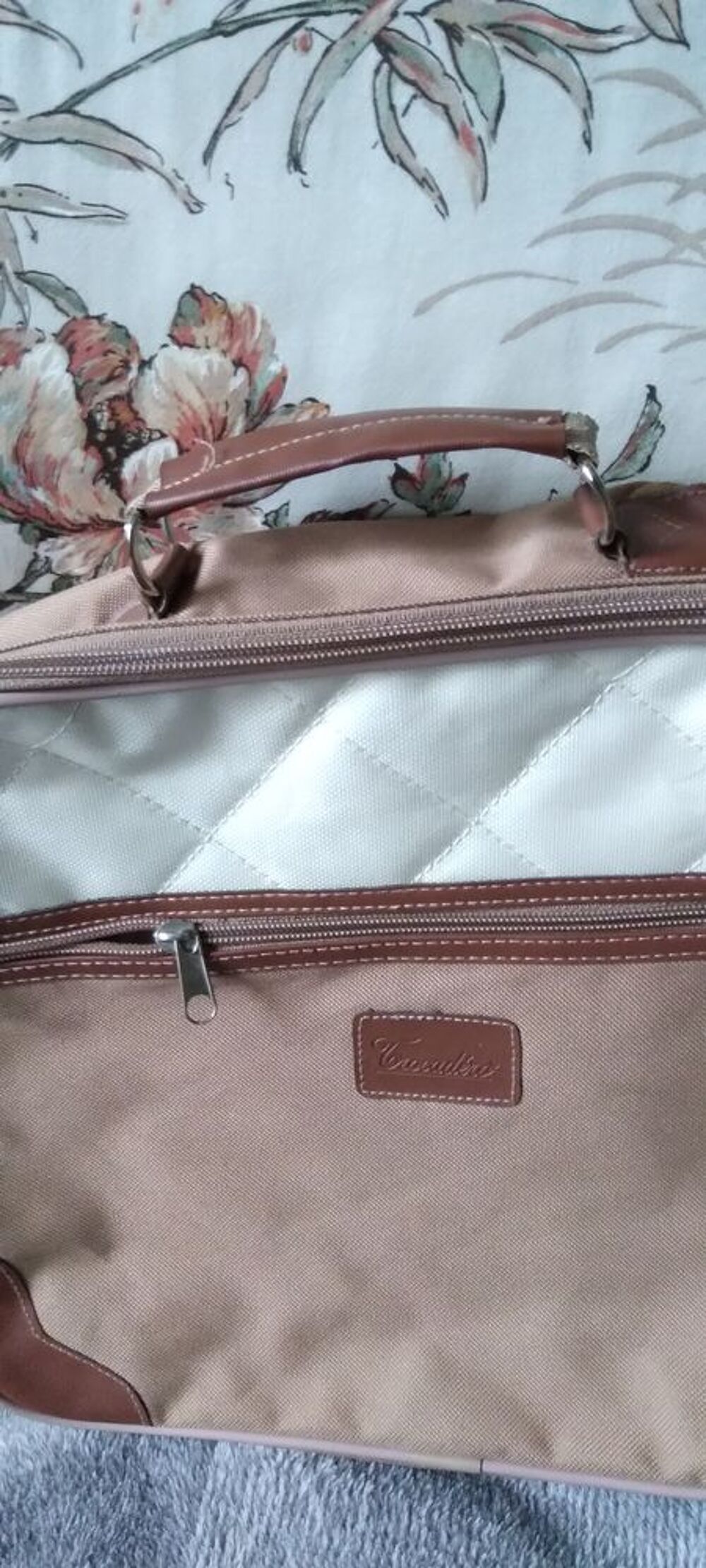TROUSSE DE VOYAGE Maroquinerie