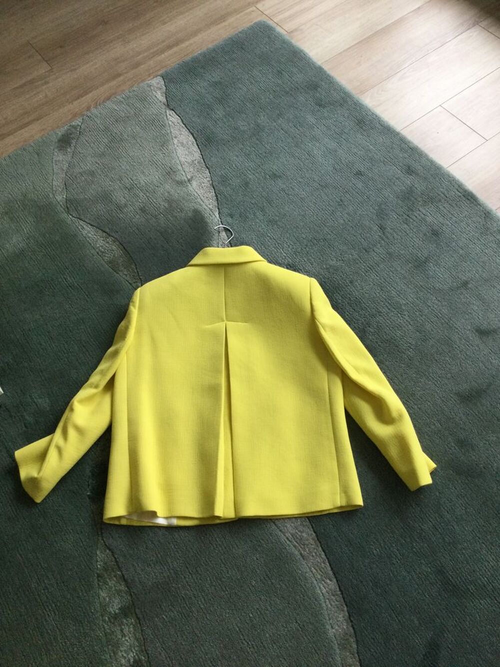 Veste courte jaune Vêtements