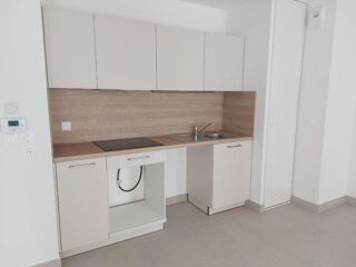  Appartement à louer 3 pièces 63 m²