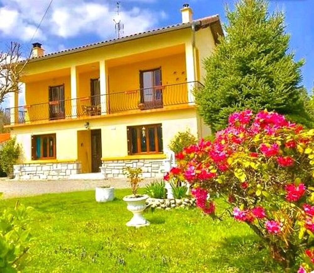Vente Maison Maison rénovée 160 m² vue Pyrénées  terrain arboré 2 000m2 Saléchan