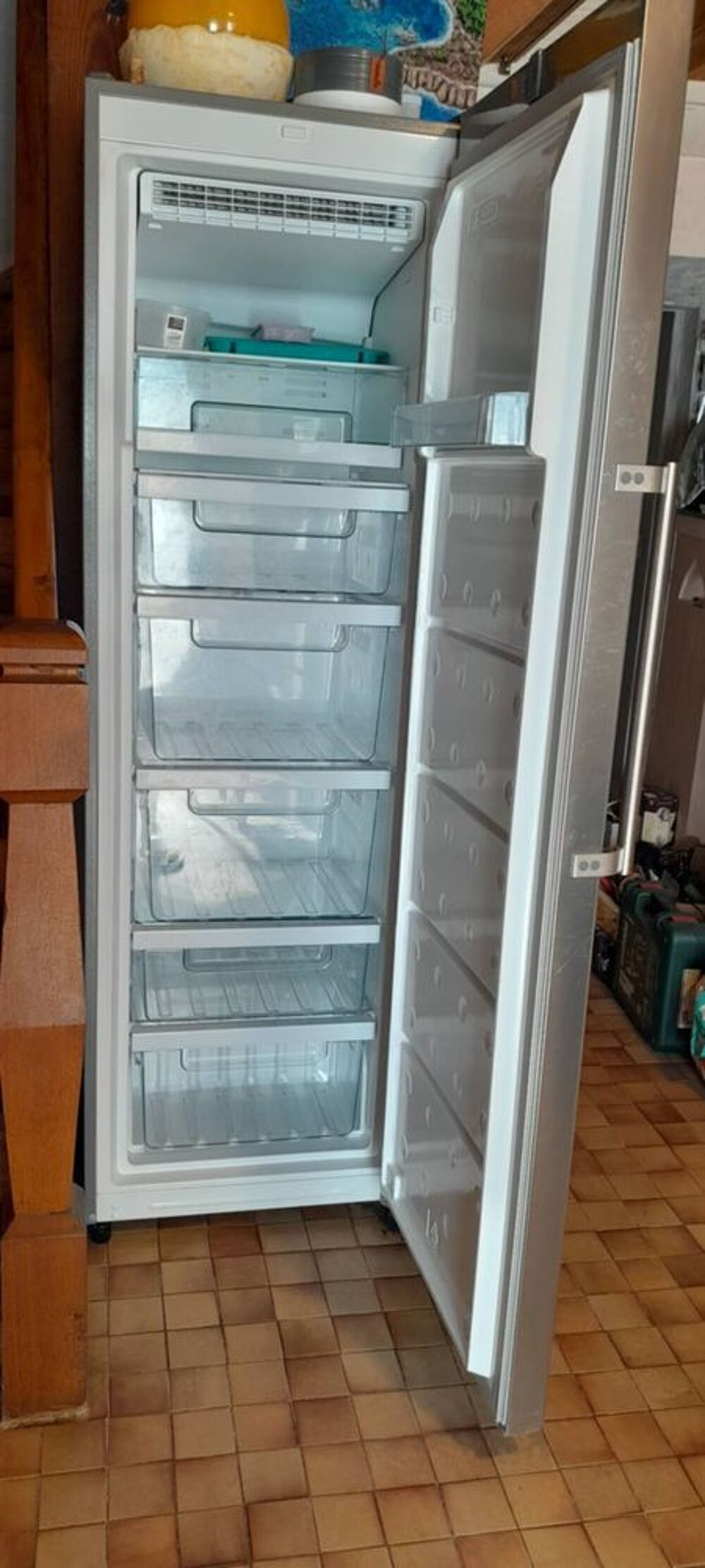 Cong&eacute;lateur 260 l Electroménager