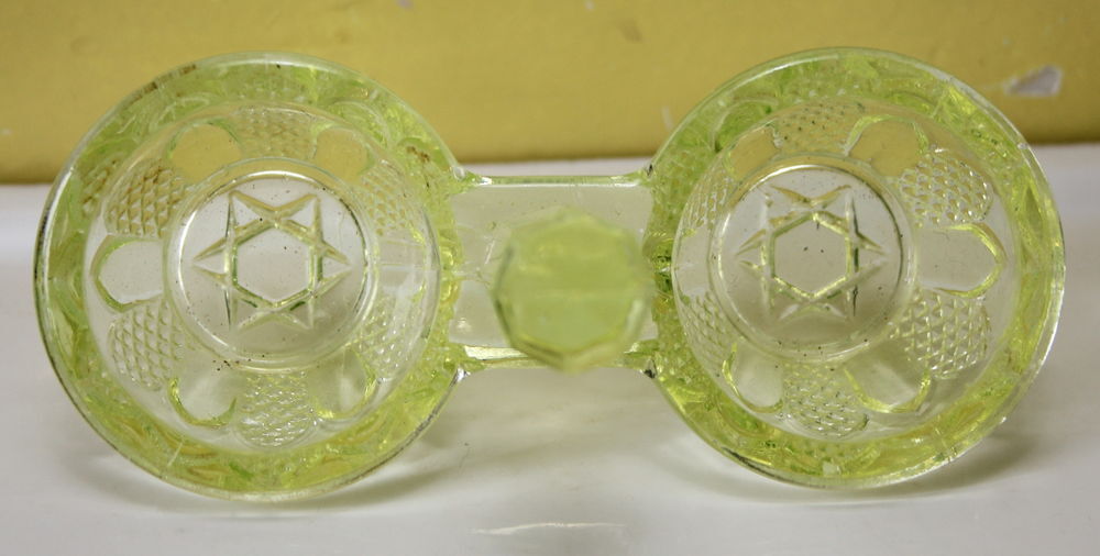 serviteur poivre sel uranium glass, verre ouraline Cuisine