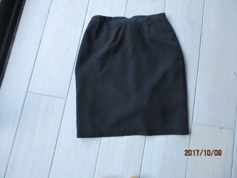 jupe noire 6 Castres (81)
