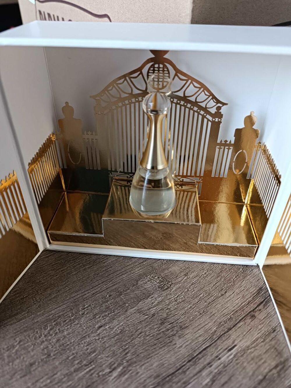 coffret miniature de parfum J adore de Dior 