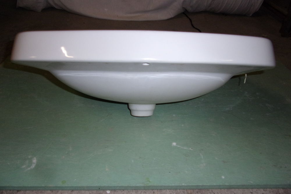 Lavabo blanc Bricolage