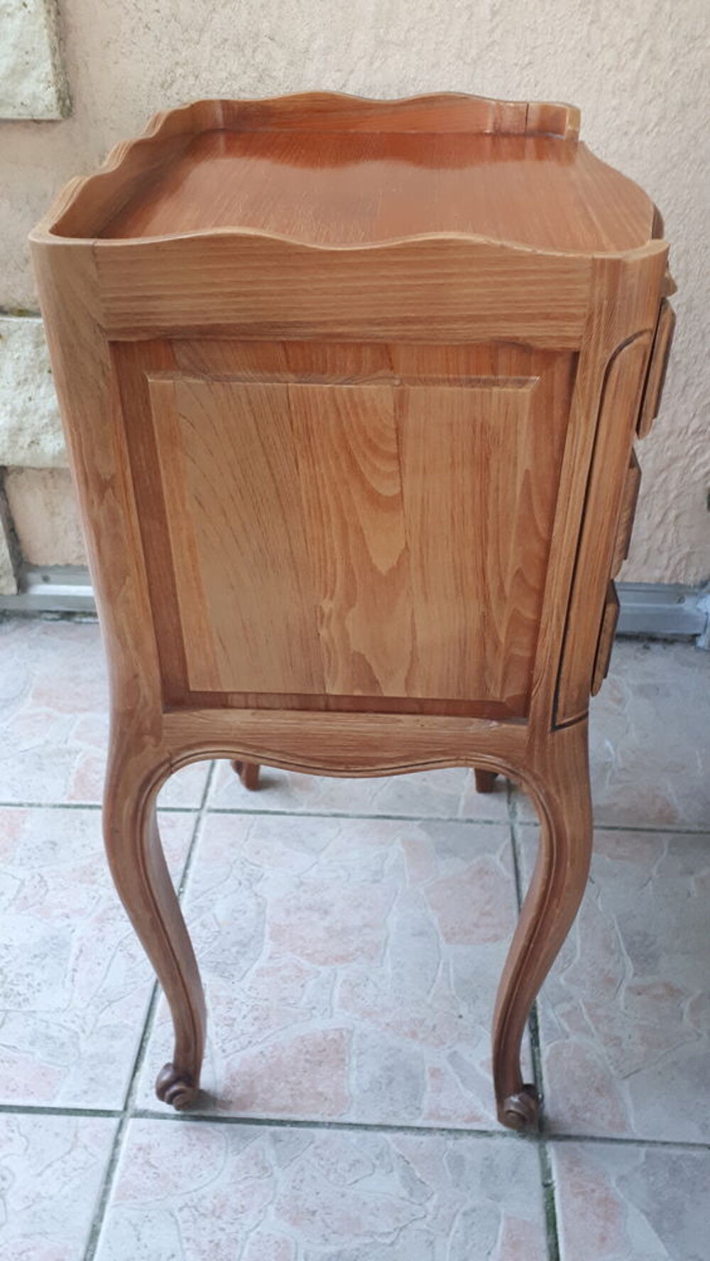 Table de chevet en merisier style Louis XV Meubles