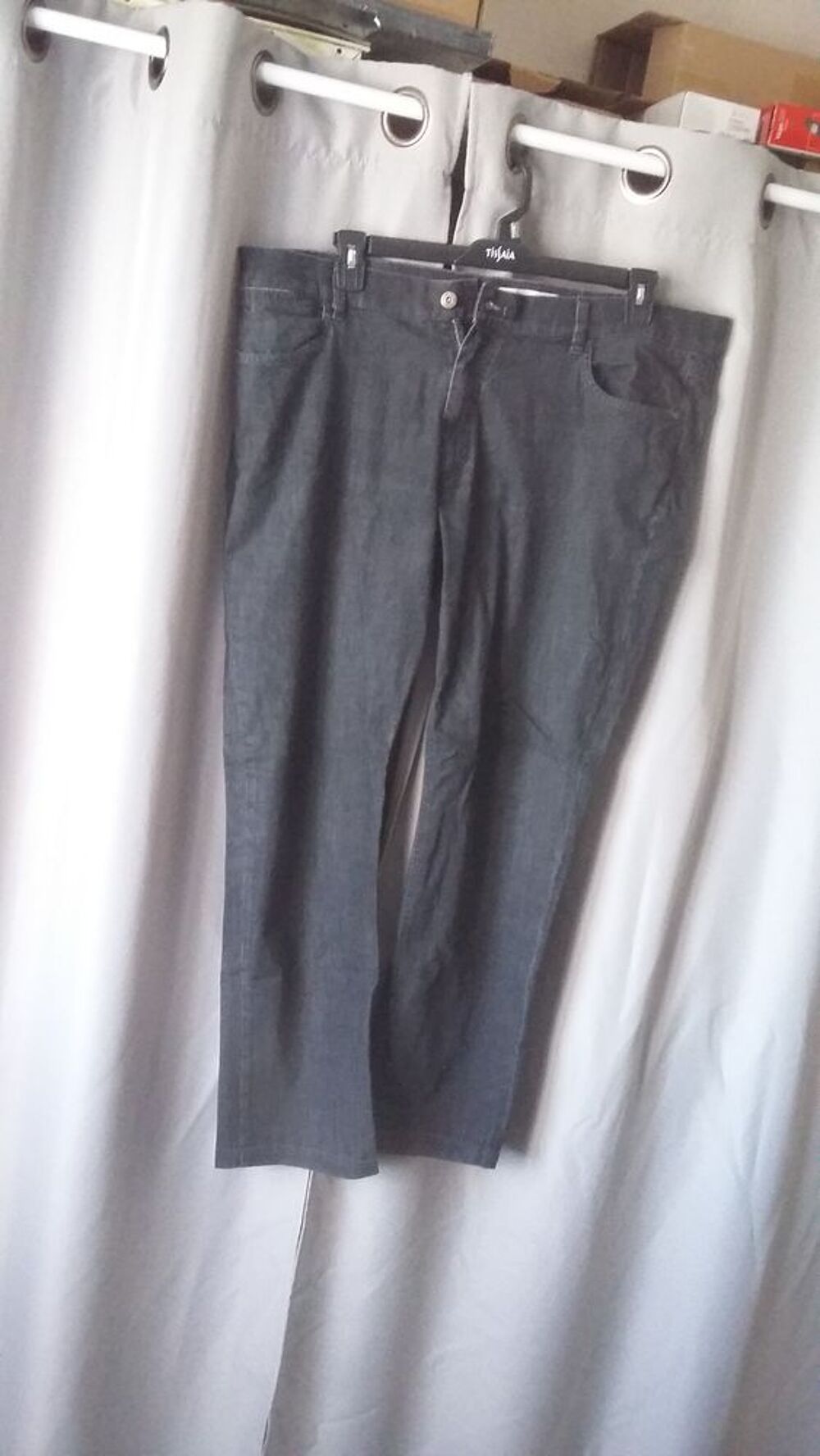 pantalon noir Vêtements