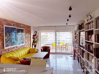  Appartement à vendre 2 pièces 47 m² Fréjus