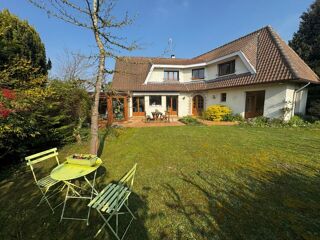  Maison à vendre 9 pièces 244 m²