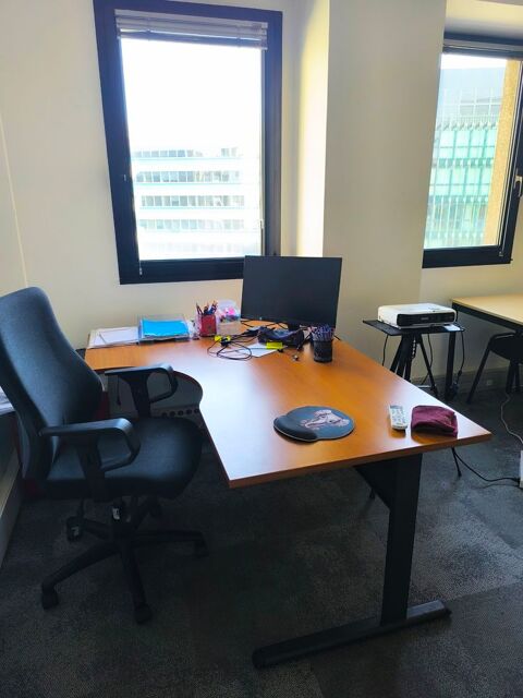 Lot mobilier de bureau : bureaux,armoires,tableau A SAISIR 1000 93500 Pantin