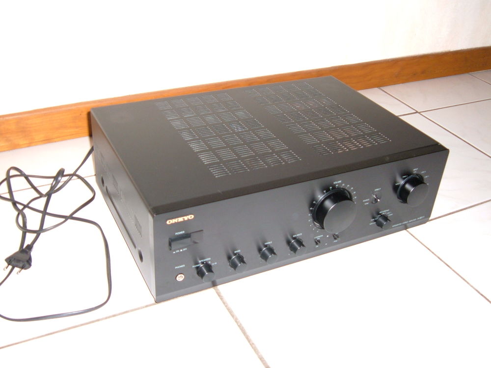 ONKYO JVC SONY (Black s&eacute;ries) 1990 Audio et hifi