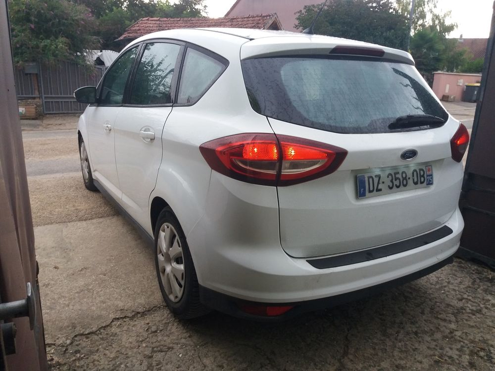 C-max C-MAX 1.5 TDCi 120 S&S Business Nav 2016 occasion 77250 Veneux-les-Sablons