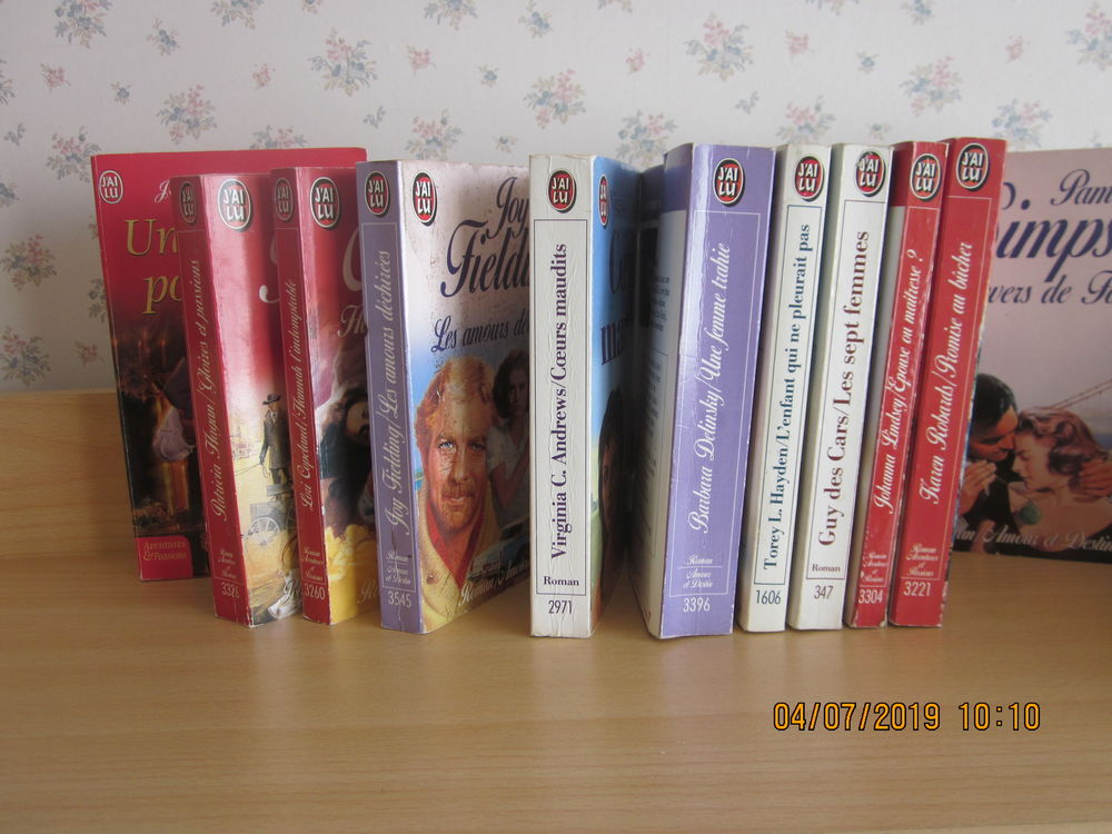 Livres de la collection J'AI LU Livres et BD