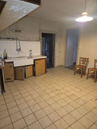  Maison à vendre 11 pièces 198 m²