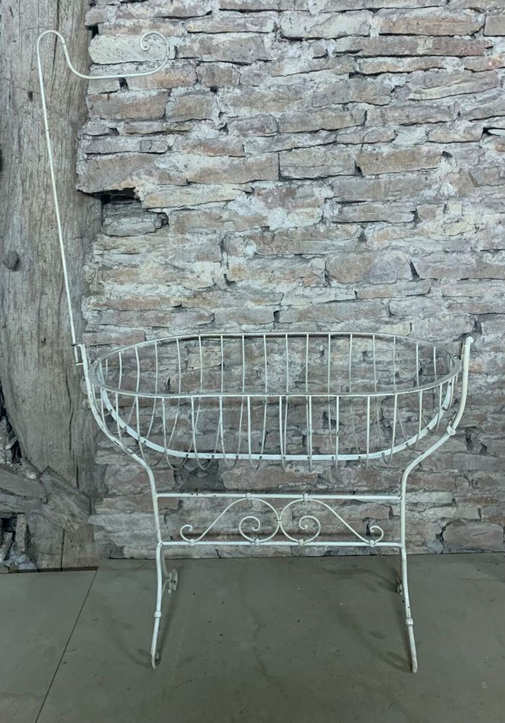 Berceau b&eacute;b&eacute; traditionnel Mobilier enfants