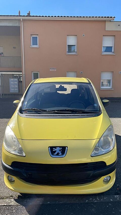 Peugeot 1007 1.4 HDi Avant Première Dolce