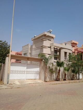 Villa � vendre 5 pi�ces 355 m� Marrakech tamansourt