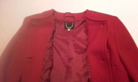 manteau femme 100% laine rouge 60 Le Havre (76)