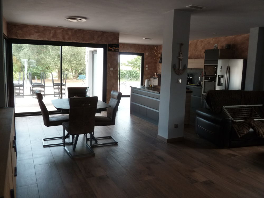 Vente Maison maison de 135m2 sur 125000 m2 de terrain de 2022 Béziers