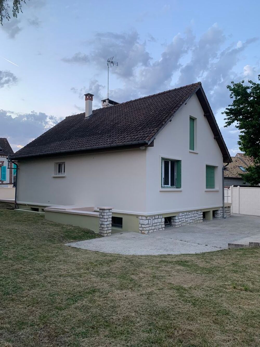 Vente Maison maison avec terrain au centre-ville ville D'Anet 28260 Anet