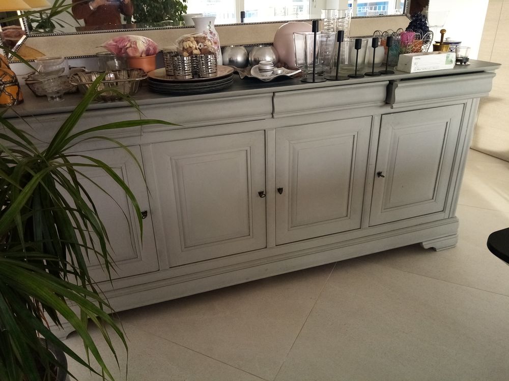 Buffet 4 portes 4 tiroirs + 2 Chevets Meubles