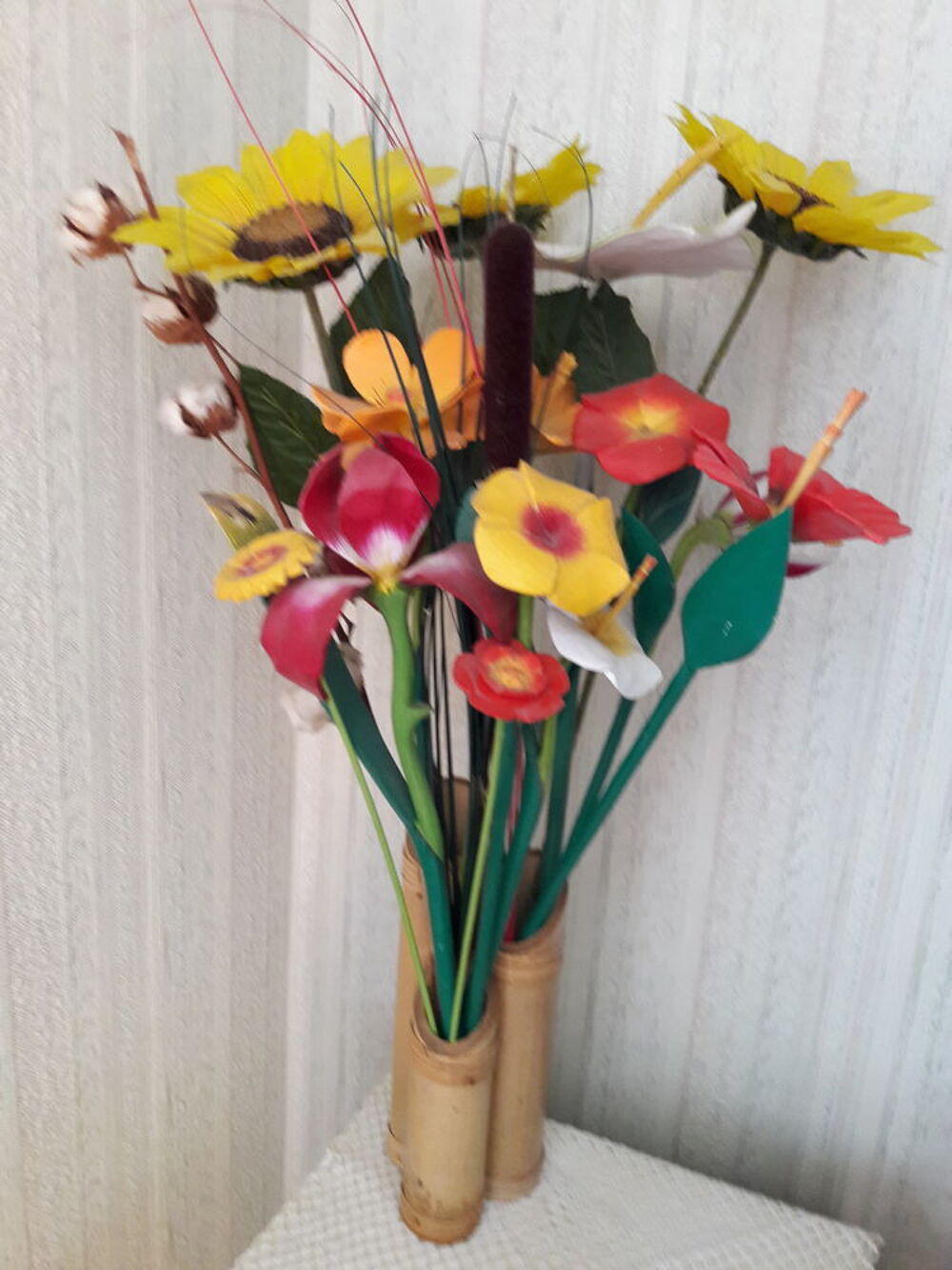 Bouquet de fleurs en bois. 20 €. Décoration