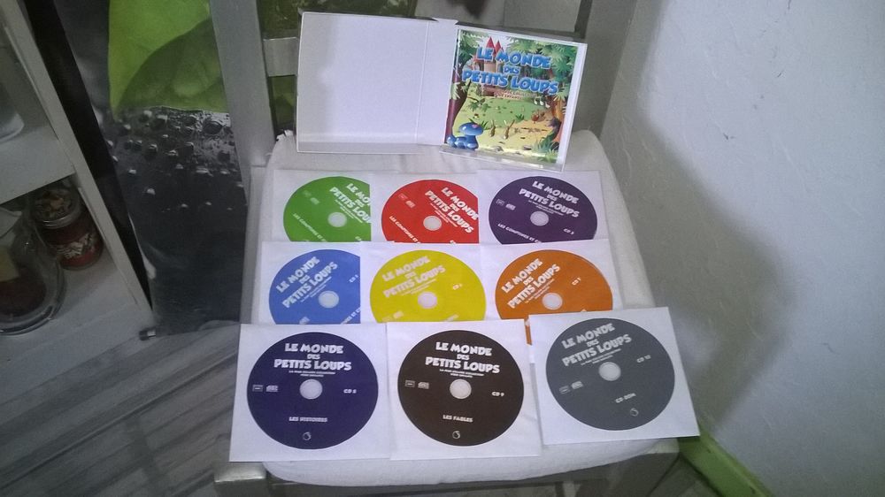 Jouet Le monde des petits loups
Michel Salvati
2007
Quasi Jeux / jouets
