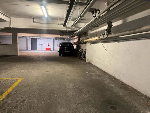  Parking / Garage  louer 12 m