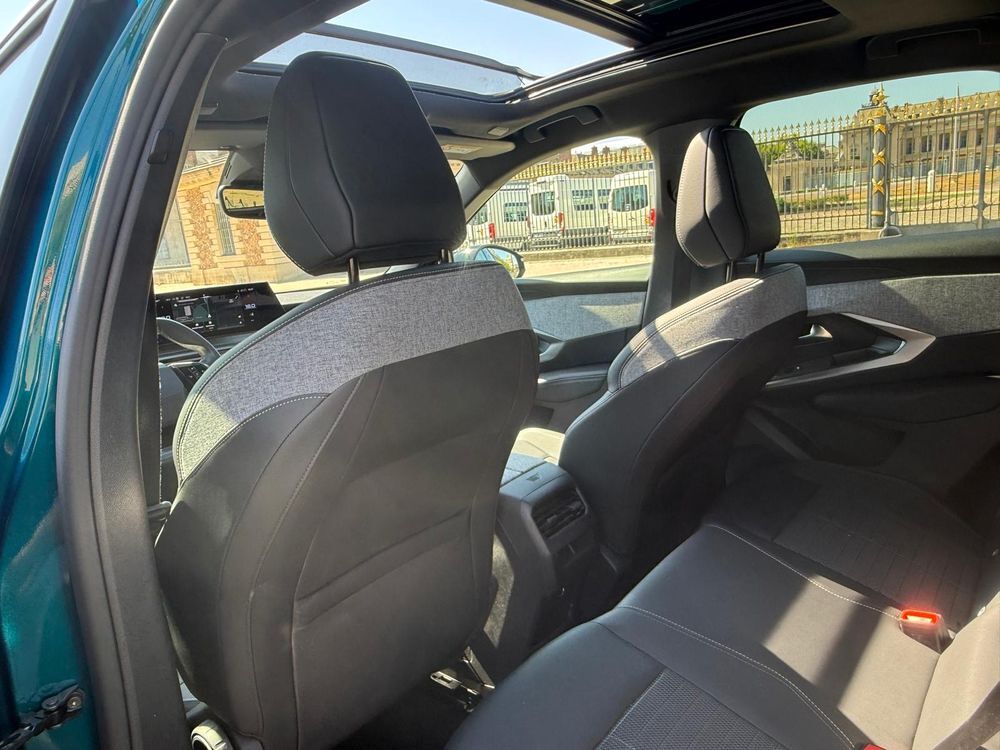 3008 PEUGEOT III 1.2 HYBRID 136 ALLURE E-DCS6 2024 occasion 75015 Paris